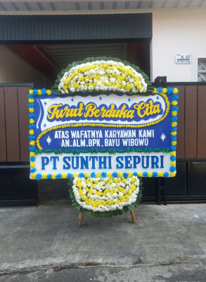 Papan Bunga Duka di Dolok Merawan